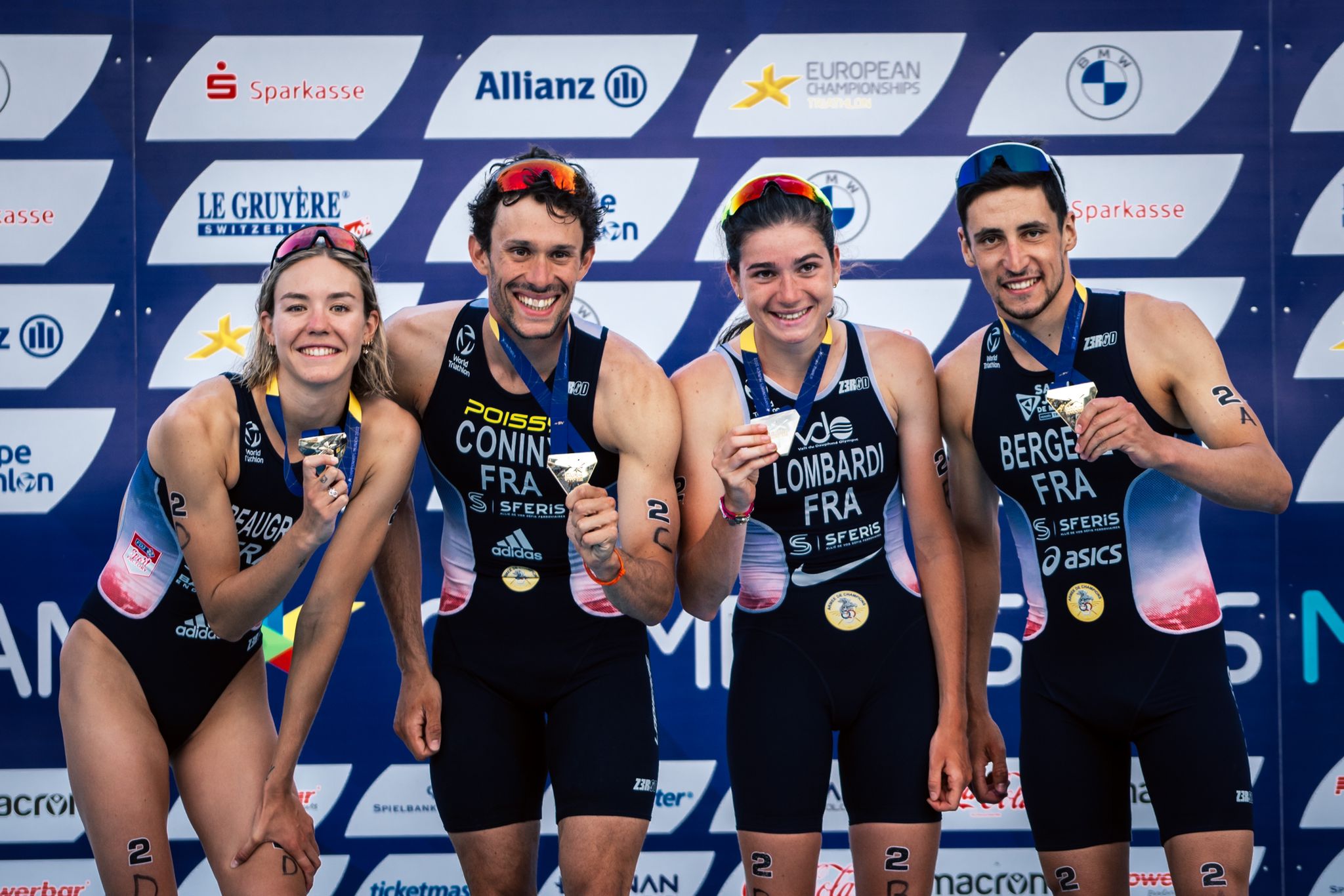 Relais Mixte podium